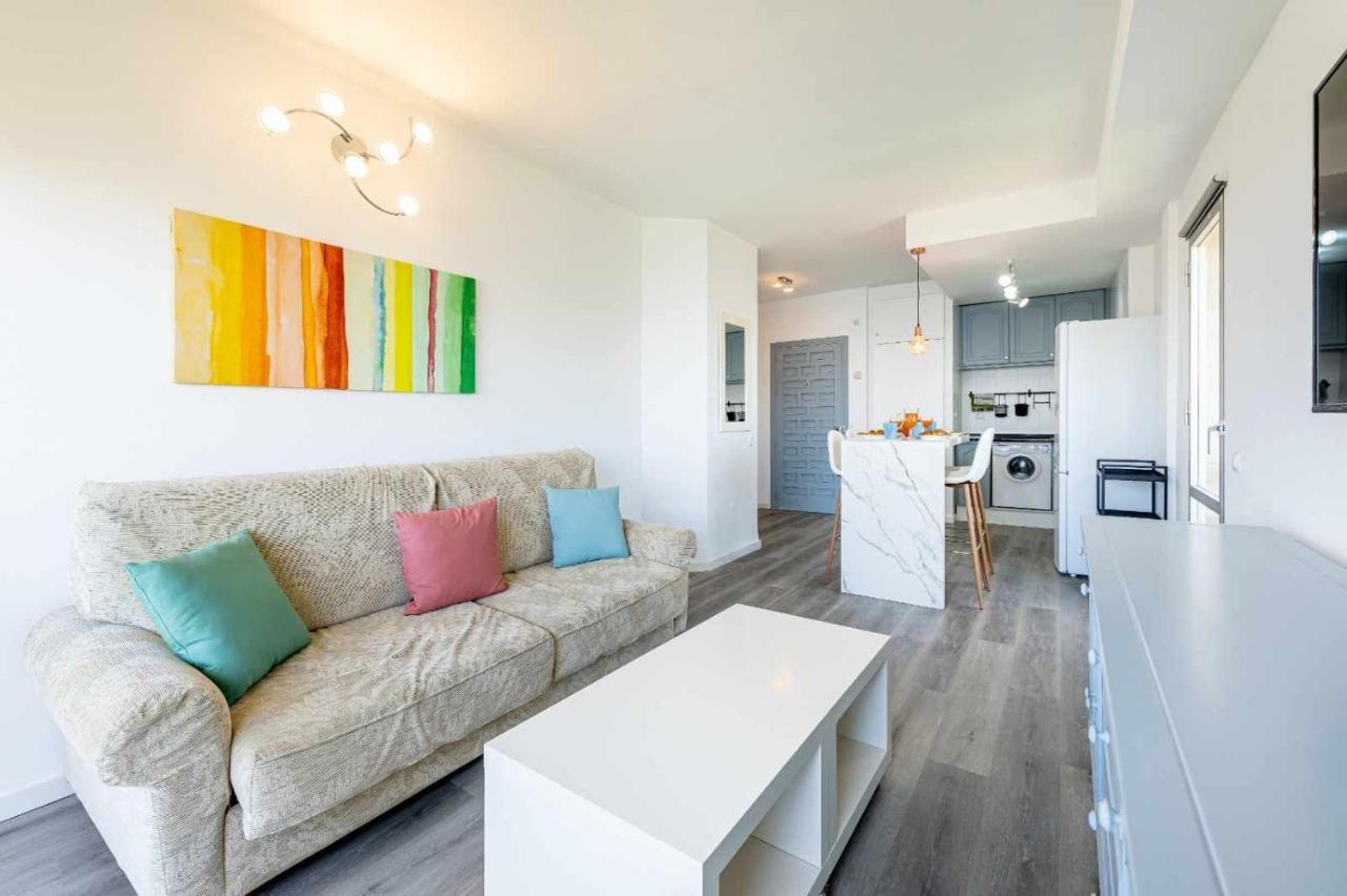 Benalbeach Apartamento Con Vistas Maravillosas Malaga Exterior photo
