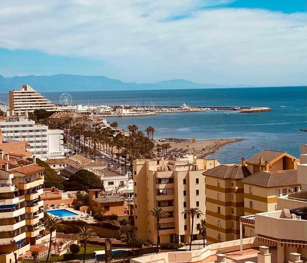 Benalbeach Apartamento Con Vistas Maravillosas Malaga Exterior photo
