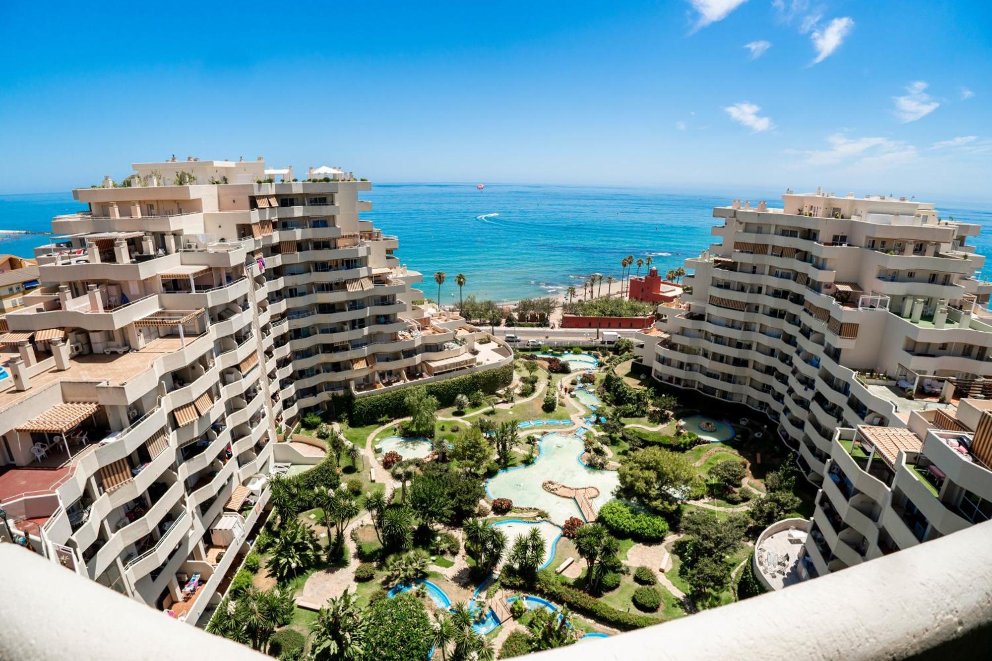 Benalbeach Apartamento Con Vistas Maravillosas Malaga Exterior photo